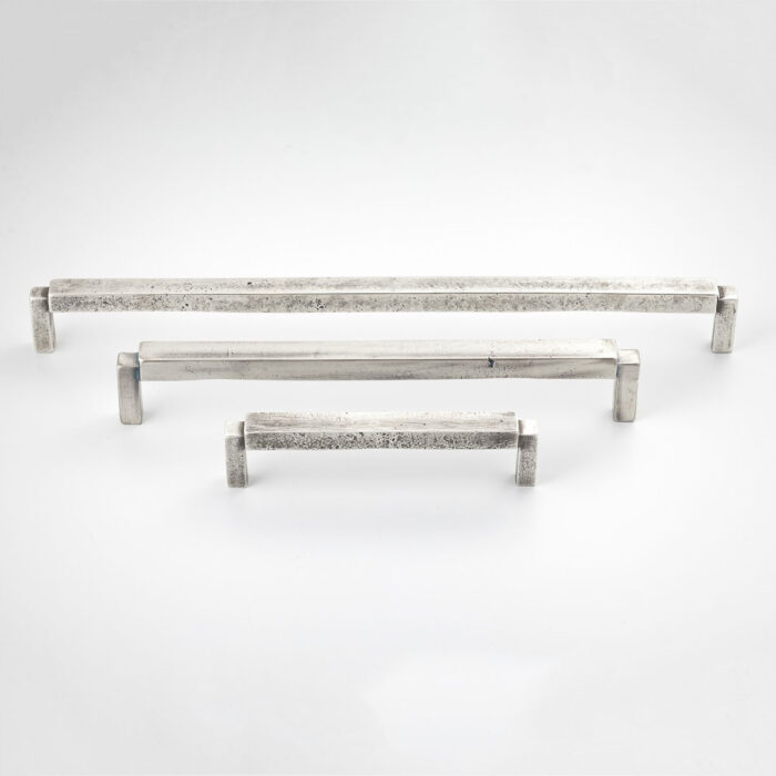 Arianna Cabinet Handle - Silver