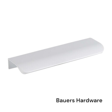 Tihani Lip Pull - White