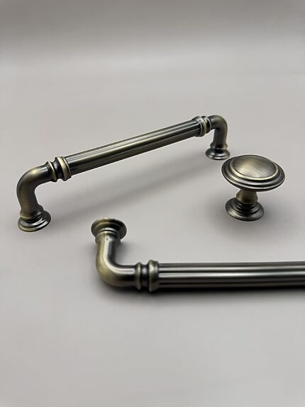 Hamptons style cabinet handles 2