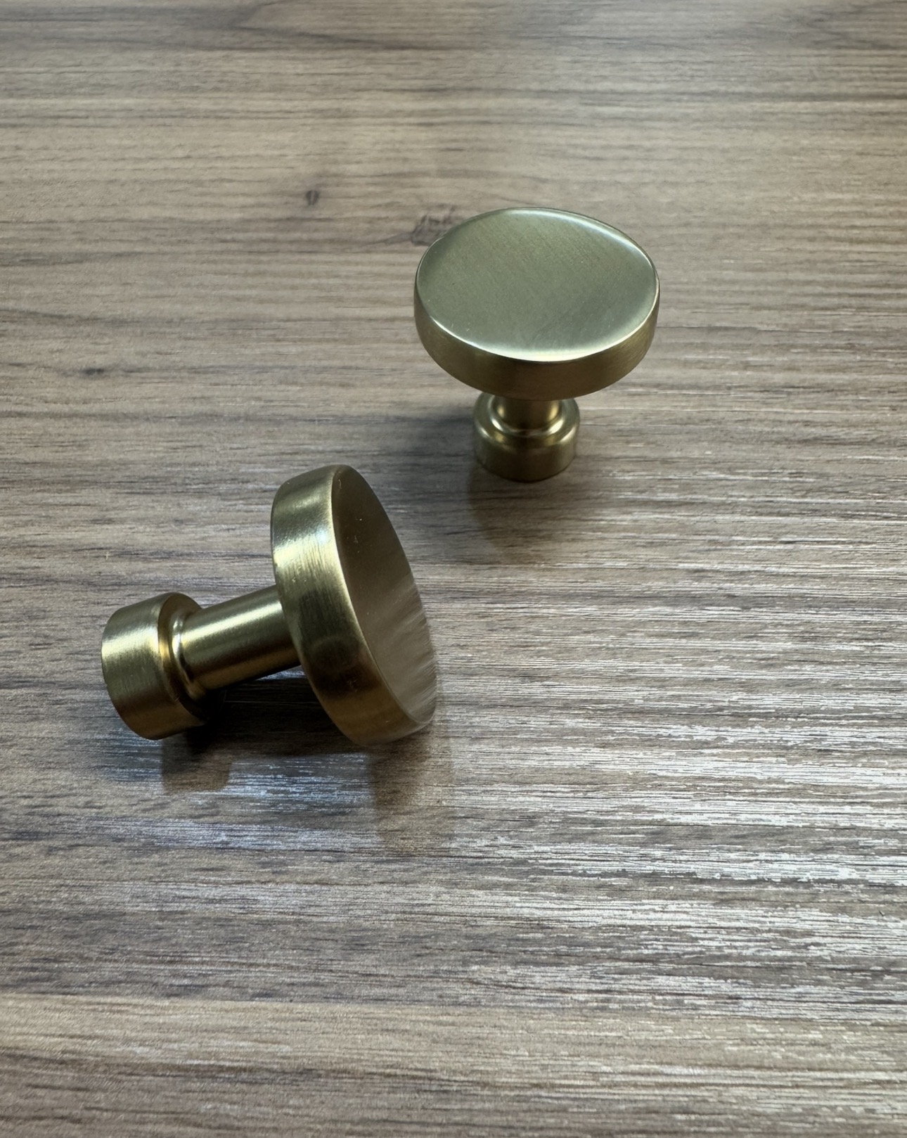 Champagne gold cabinet knob Declan